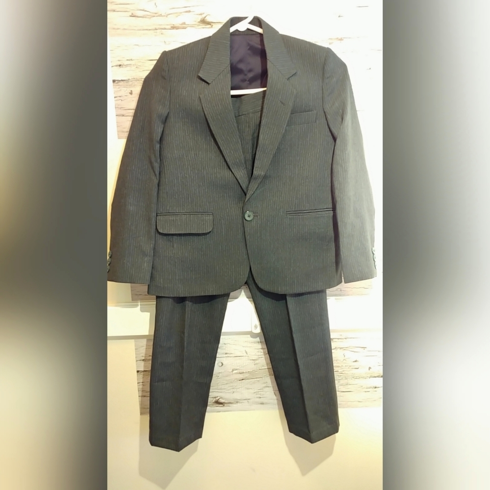Boys Size 7 Formal Suit Jacket and Dress Pants